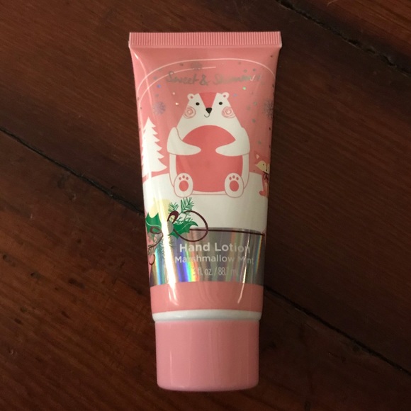 Marshmallow Mint Gift Set. NWOB. - Picture 3 of 3